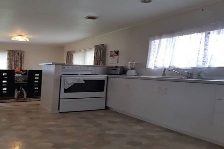 Photo of property in 2/119 Rangitoto Road, Papatoetoe, Auckland, 2025