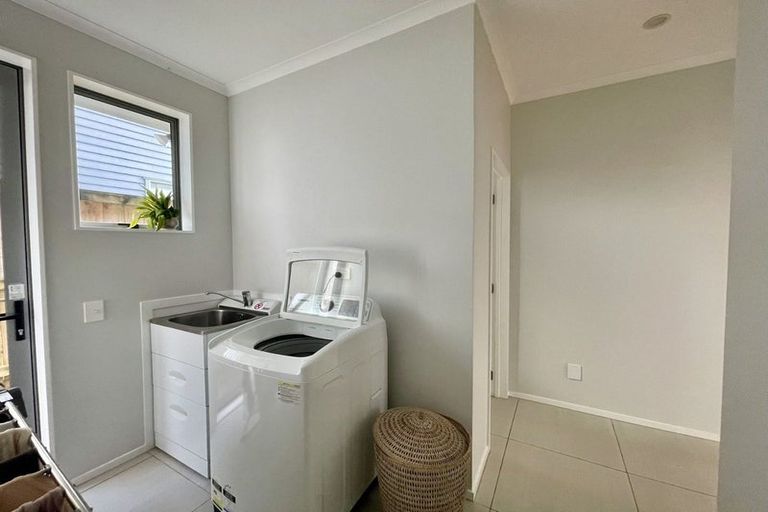Photo of property in 89 Mackay Drive, Greenhithe, Auckland, 0632