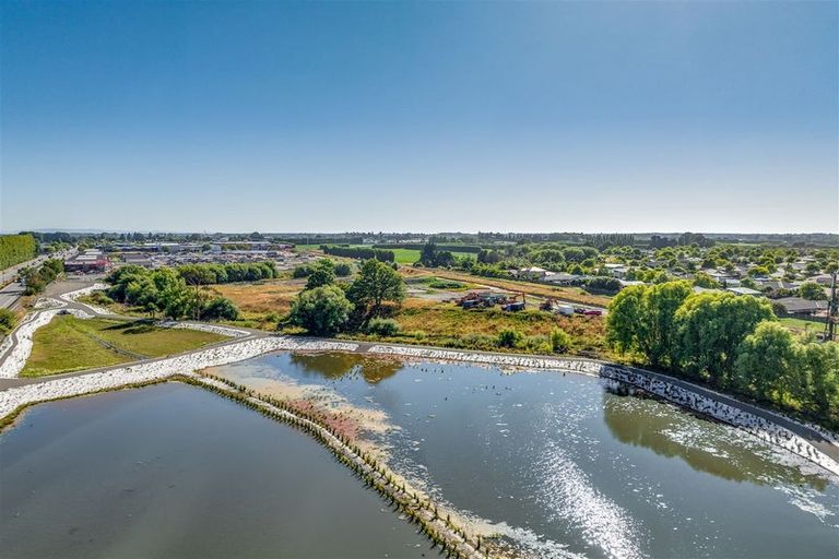 Photo of property in 15 Cunliffe Road, Redwood, Christchurch, 8051