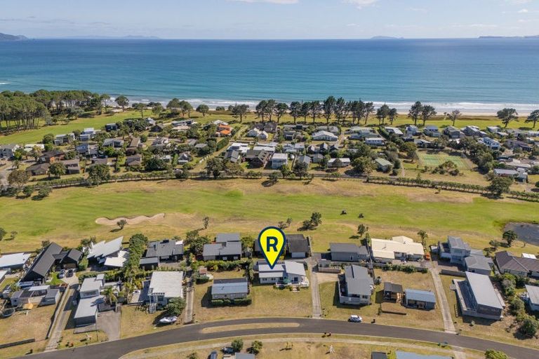 Photo of property in 147 The Fairway, Matarangi, Whitianga, 3592