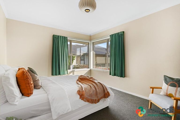 Photo of property in 42 Russley Road, Russley, Christchurch, 8042