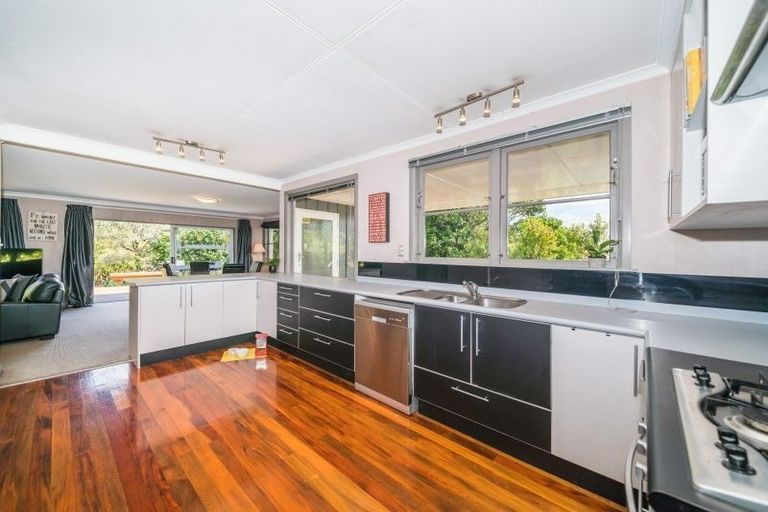 Photo of property in 17 Swansea Street, Hokowhitu, Palmerston North, 4410