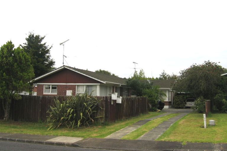 Photo of property in 2/44 Evelyn Place, Hillcrest, Auckland, 0627