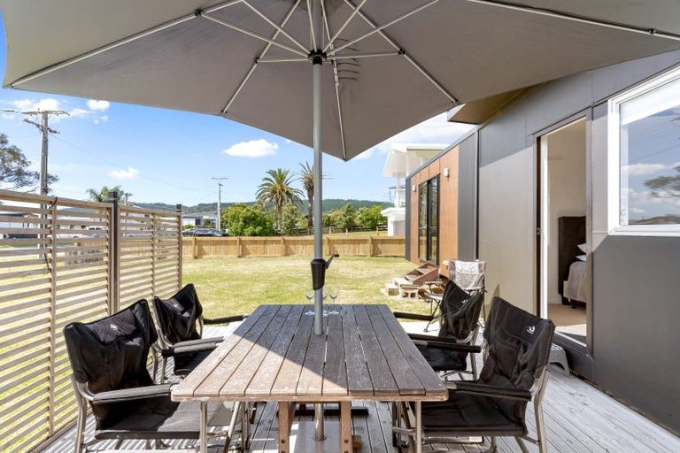 Photo of property in 128 Diana Avenue, Whangamata, 3620