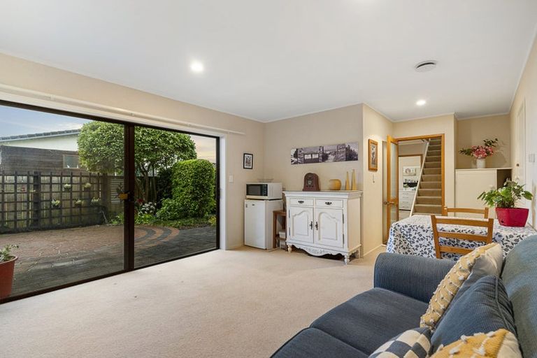 Photo of property in 2/28 Mark Edward Drive, Half Moon Bay, Auckland, 2012