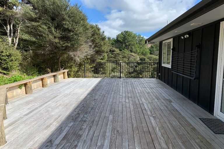 Photo of property in 88a Scott Road, Stanmore Bay, Whangaparaoa, 0932