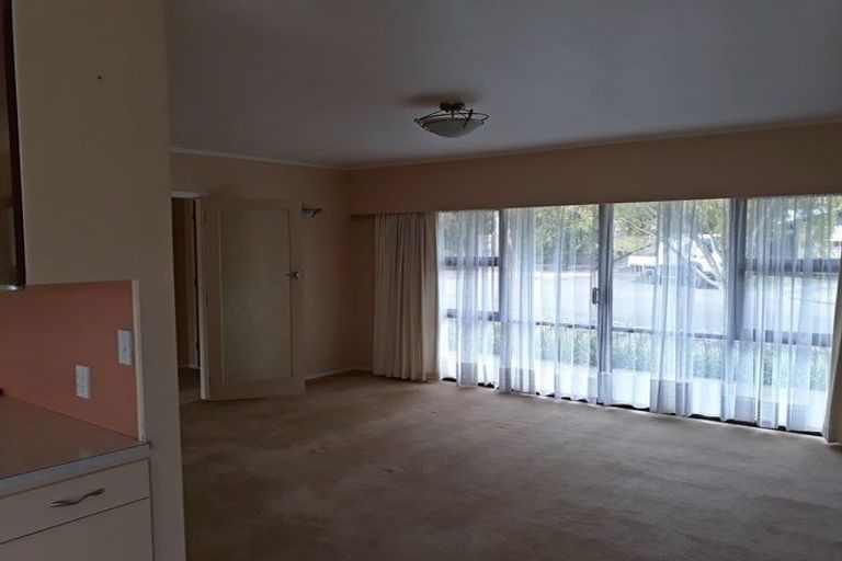 Photo of property in 1 Paul Place, Awapuni, Palmerston North, 4412