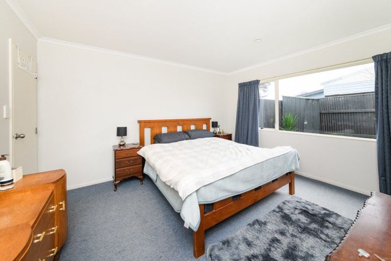 Photo of property in 5 Astrid Court, Awapuni, Palmerston North, 4412
