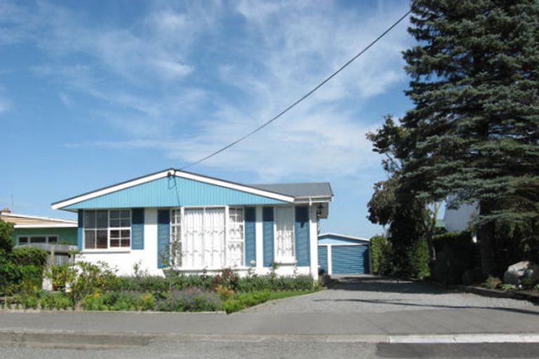 Photo of property in 25 Buckleys Terrace, Tinwald, Ashburton, 7700