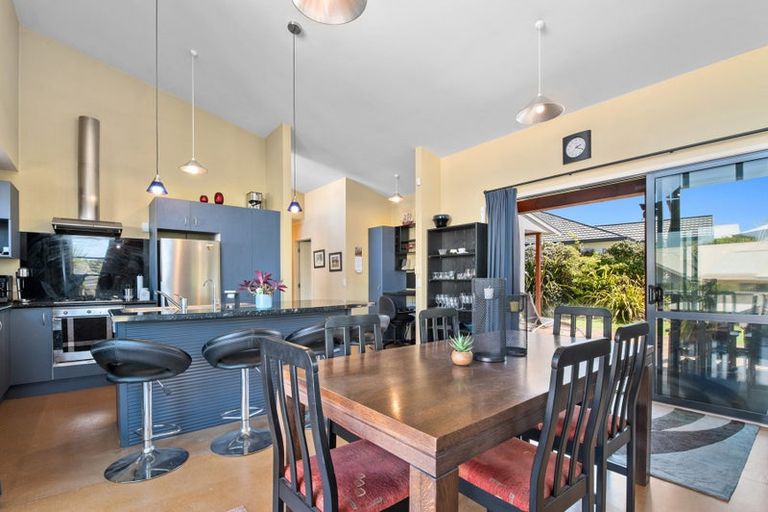 Photo of property in 16 Robinson Terrace, Rangatira Park, Taupo, 3330
