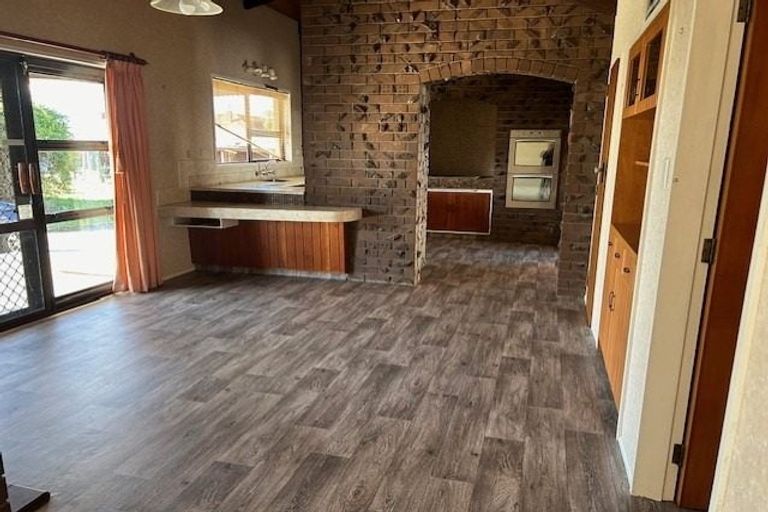 Photo of property in 121 South Belt, Solway, Masterton, 5810