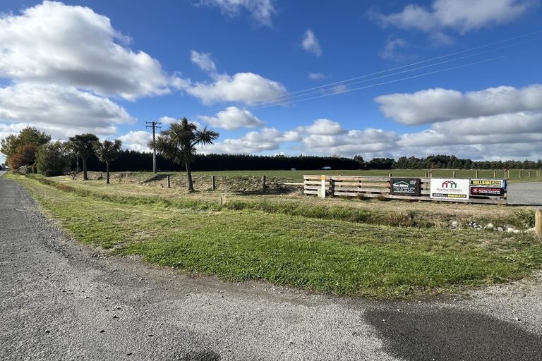 Photo of property in 1657 West Coast Road, Kirwee, 7671