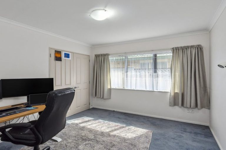 Photo of property in 3 Brookfield Place, Paraparaumu, 5032