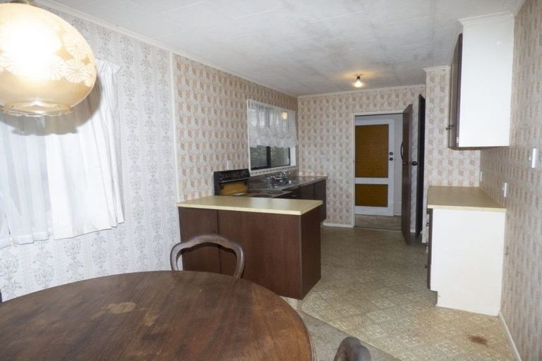 Photo of property in 1/24 Bulteel Street, New Plymouth, 4310