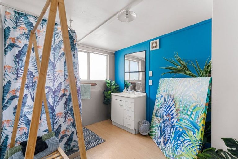 Photo of property in 49 Kai Iwi Lakes Road, Omamari, Dargaville, 0373