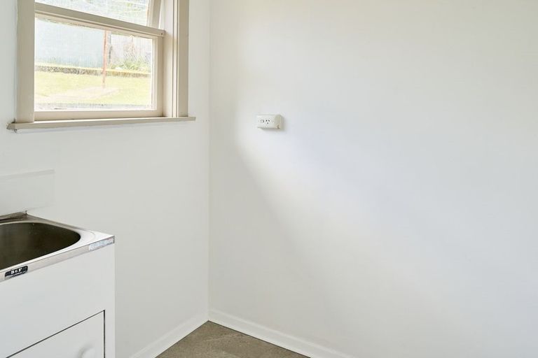 Photo of property in 63 Salford Street, Newlands, Wellington, 6037