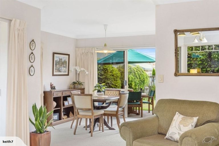 Photo of property in 56 Freyberg Street, Otumoetai, Tauranga, 3110