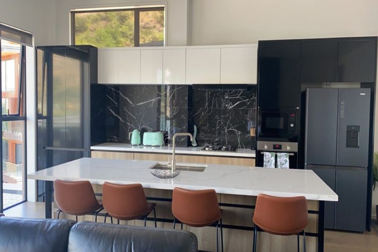 Photo of property in 9 Livingstone Lane, Frankton, Queenstown, 9300