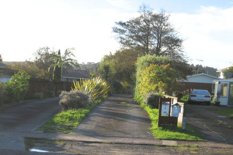 Photo of property in 2/69 Florence Avenue, Orewa, 0931