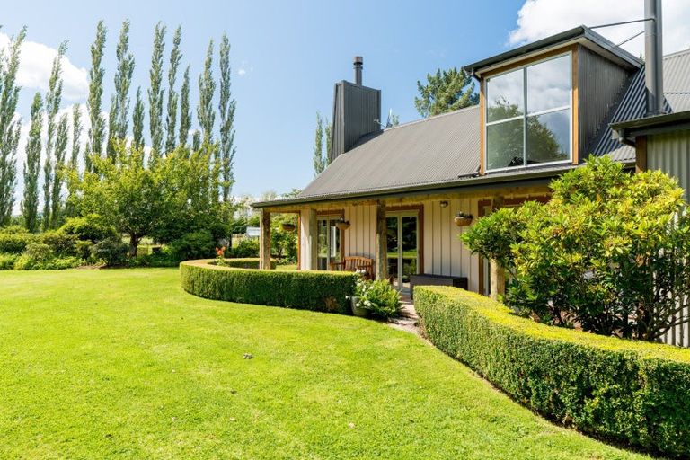 Photo of property in 320 Gladstone Road South, East Taieri, Mosgiel, 9092