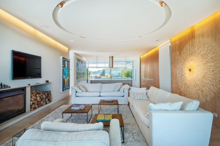 Photo of property in 24 Paku Drive, Tairua, 3508