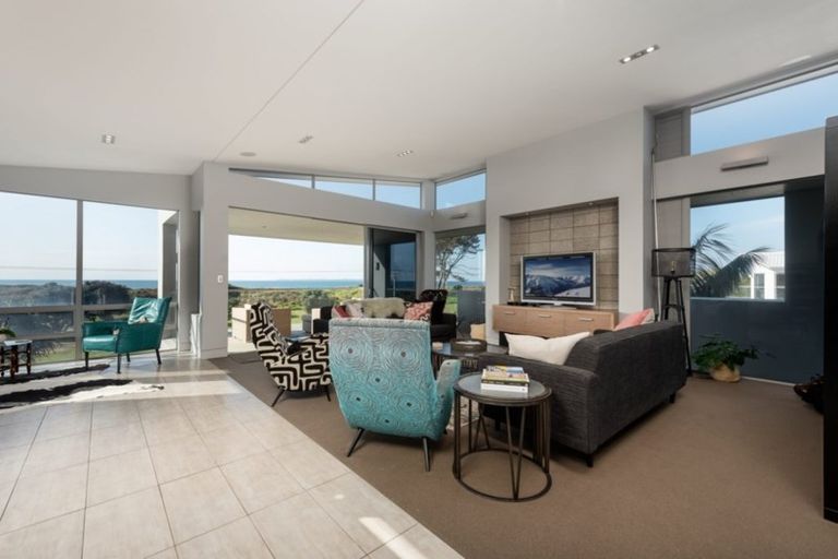 Photo of property in 710 Papamoa Beach Road, Papamoa Beach, Papamoa, 3118