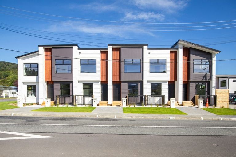 Photo of property in 4 Reading Street, Wainuiomata, Lower Hutt, 5014