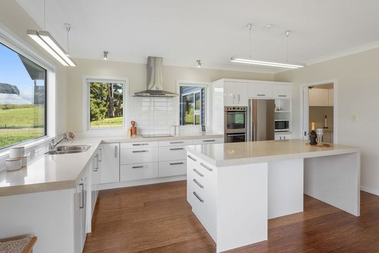 Photo of property in 51 Paul Faith Lane, Te Horo, Otaki, 5581