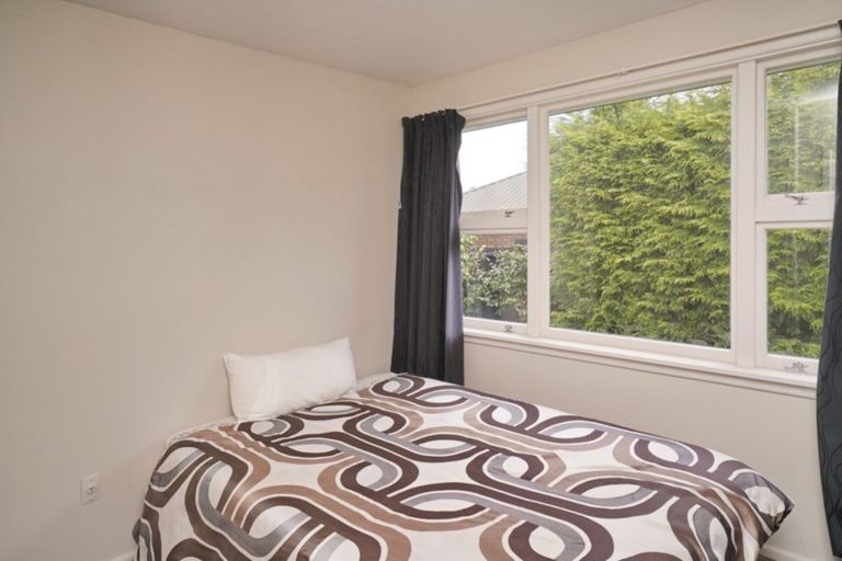 Photo of property in 31 Woodend Road, Woodend, 7610