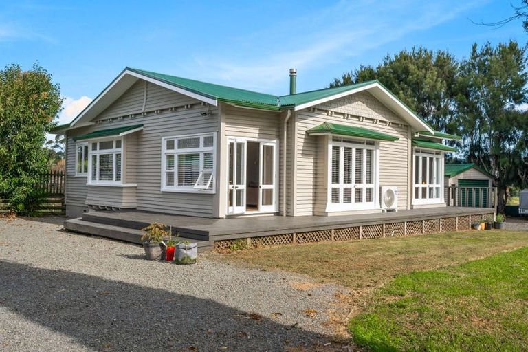 Photo of property in 124 Kanohi Road, Kaukapakapa, 0873