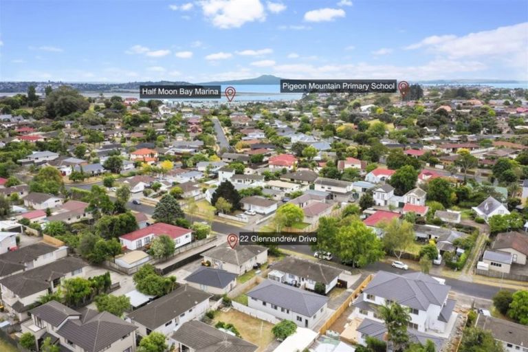 Photo of property in 22 Glennandrew Drive, Half Moon Bay, Auckland, 2012