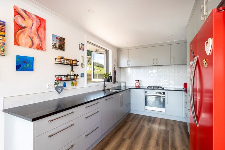 Photo of property in 15 Anne Street, Ferndale, New Plymouth, 4310