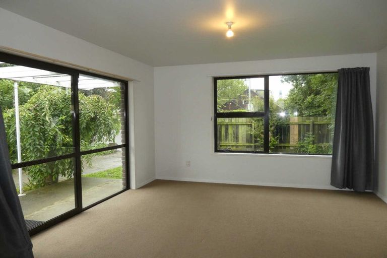 Photo of property in 17 Siska Place, Upper Riccarton, Christchurch, 8041