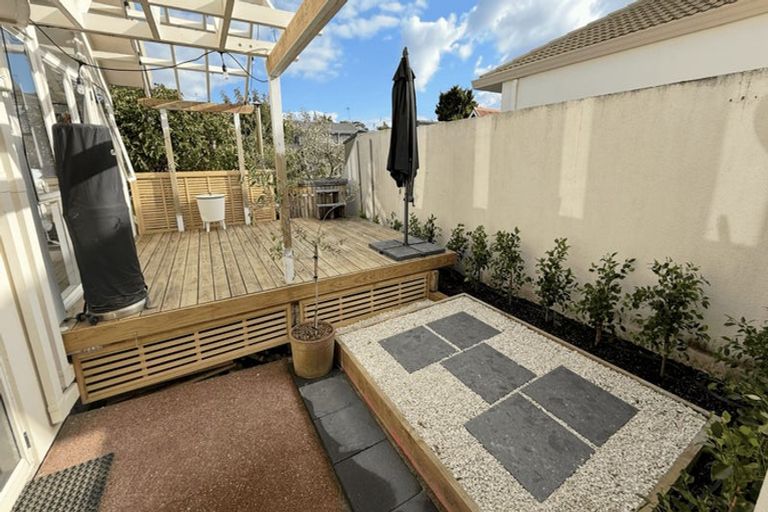 Photo of property in 9a Norman Road, Hauraki, Auckland, 0622