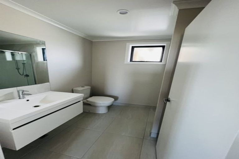 Photo of property in 1152a Heaphy Terrace, Fairfield, Hamilton, 3214