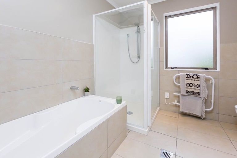 Photo of property in 48 Evergreen Crescent, Trentham, Upper Hutt, 5018