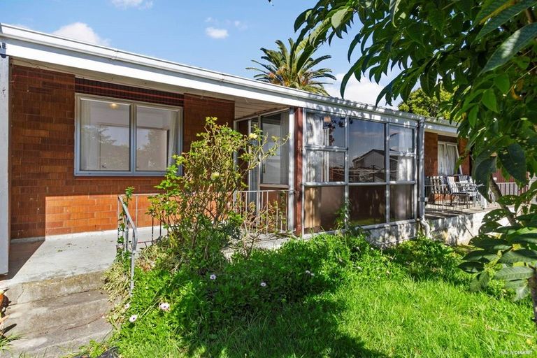 Photo of property in 7 Hiseman Lane, Henderson, Auckland, 0612