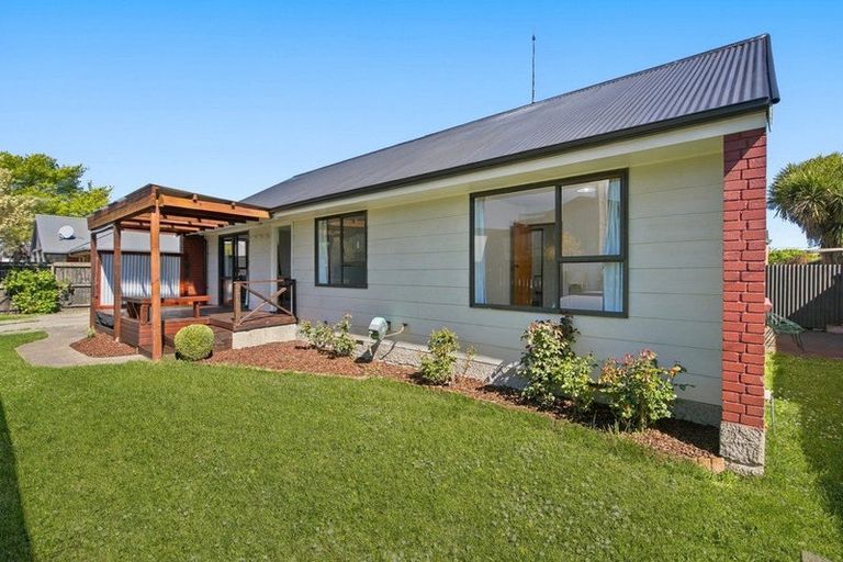 Photo of property in 93 Langdons Road, Papanui, Christchurch, 8053