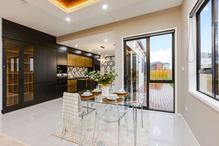 Photo of property in 41 Kaitiaki Drive, Clarks Beach, 2122