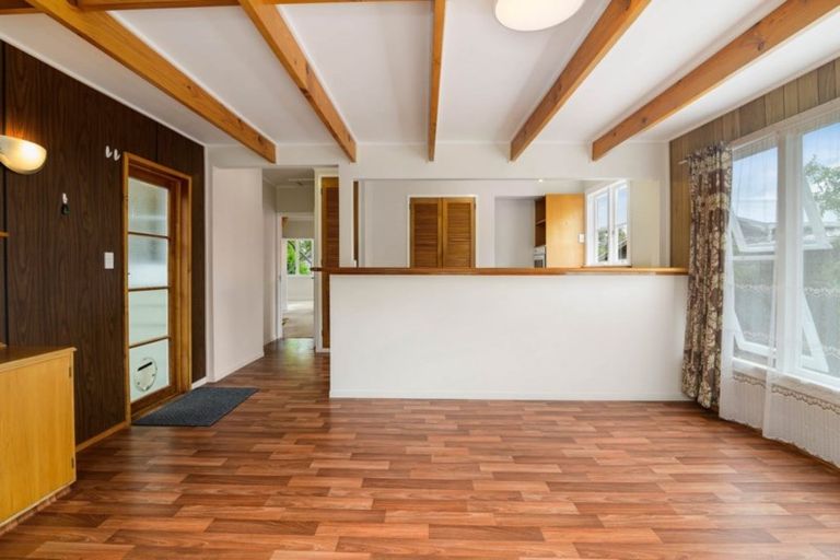 Photo of property in 11 Waana Street, Mourea, Rotorua, 3074