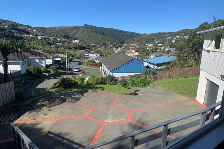 Photo of property in 7 Epsom Way, Karori, Wellington, 6012