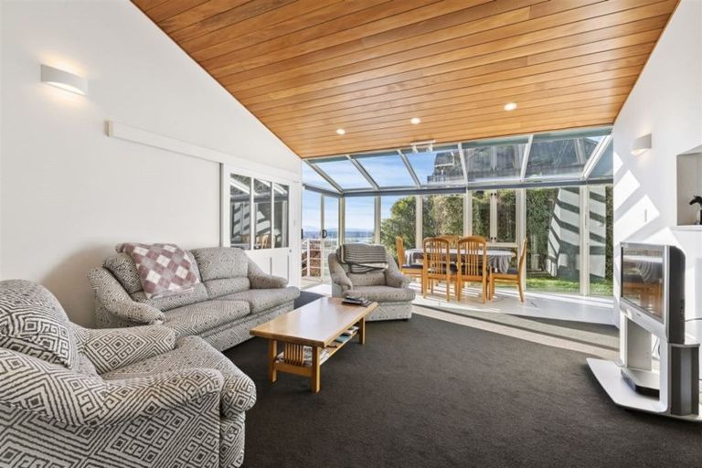 Photo of property in 239 Cannon Hill Crescent, Mount Pleasant, Christchurch, 8081