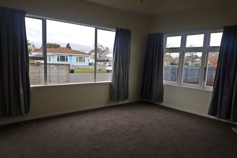 Photo of property in 22 Havill Street, Takaro, Palmerston North, 4410