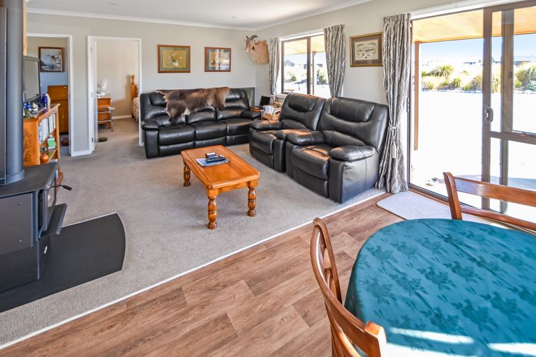 Photo of property in 1 Peak Drive, Twizel, 7901