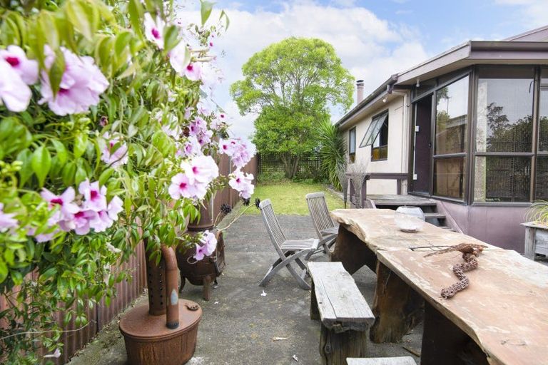 Photo of property in 30 Shrimpton Road, Haumoana, 4102