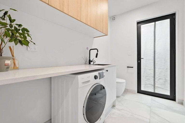 Photo of property in 51 Kea Road, Silverdale, 0932