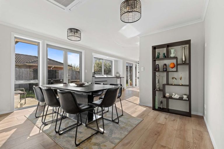 Photo of property in 49 Gibson Place, Papamoa Beach, Papamoa, 3118