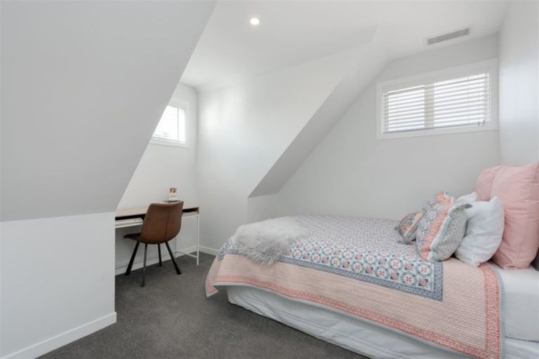 Photo of property in 10b Crane Street, Mount Maunganui, 3116