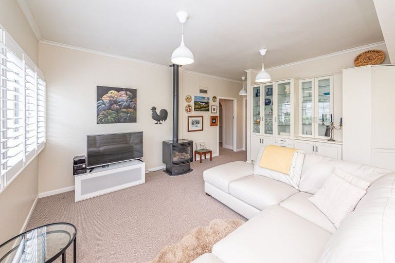 Photo of property in 39 Brassey Road, Saint Johns Hill, Whanganui, 4500