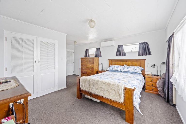 Photo of property in 39 Leicester Avenue, Tamatea, Napier, 4112